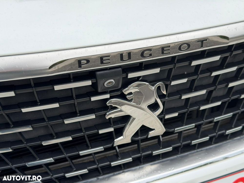 Peugeot 3008 1.2 PureTech Turbo S&S EAT6 GT-Line - 17