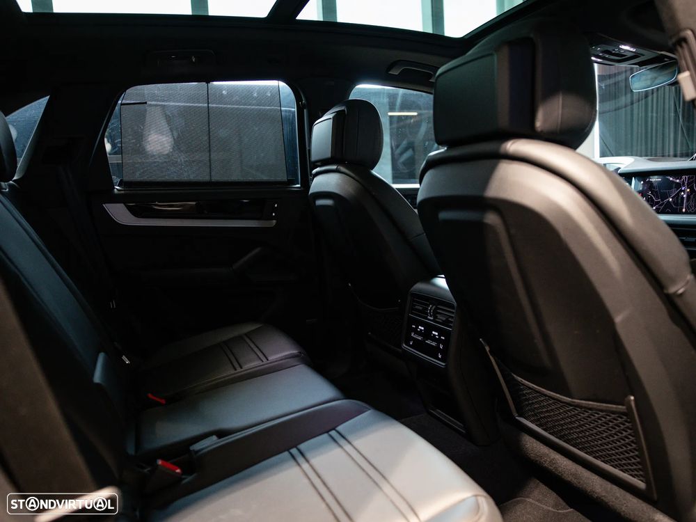 Porsche Cayenne E-Hybrid — fotografia 43