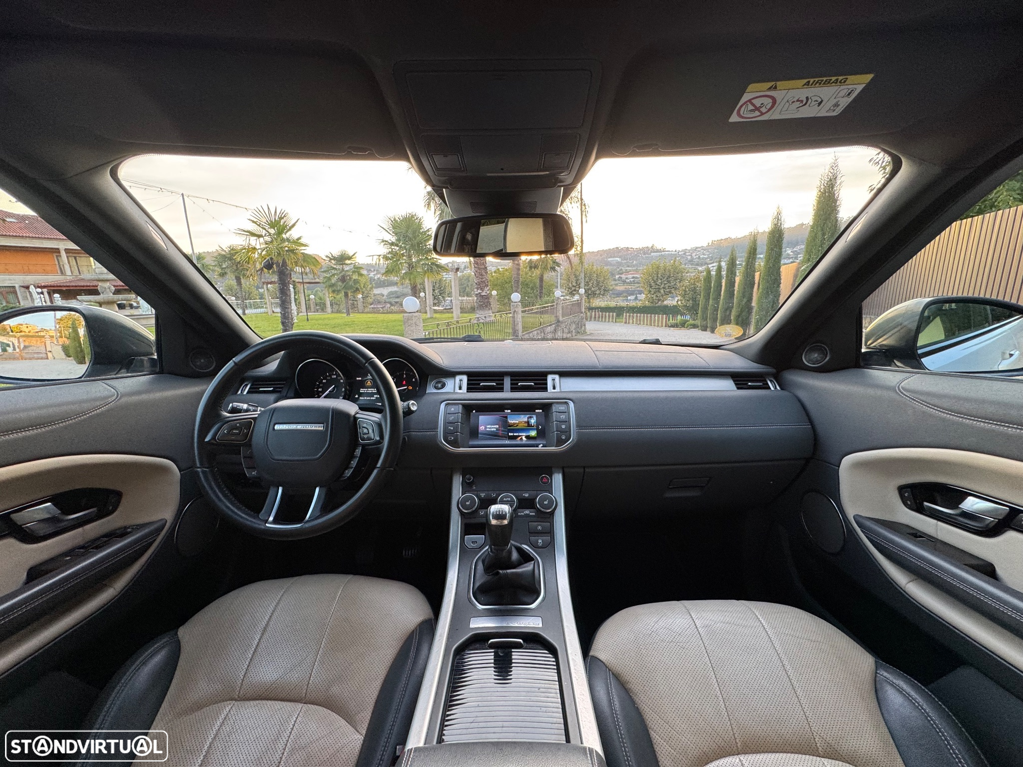 Land Rover Range Rover Evoque 2.0 TD4 SE Dynamic Special Edition - 9