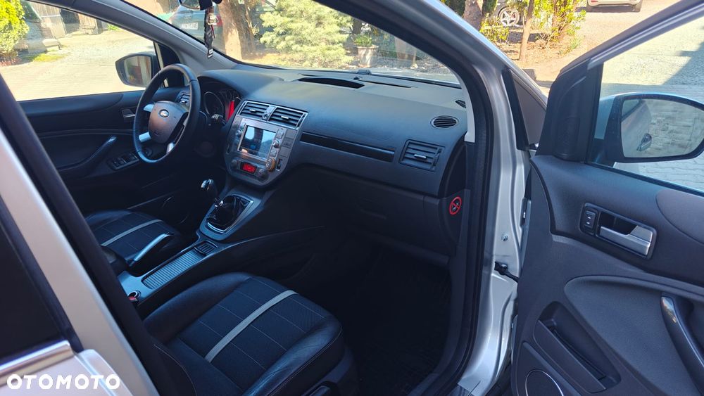 Ford Kuga 2.0 TDCi Titanium - 12