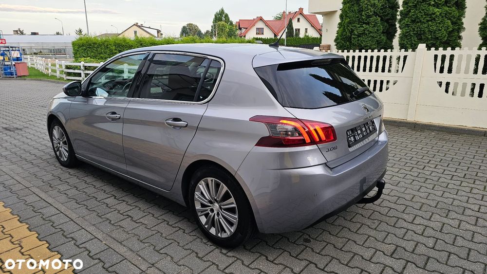 Peugeot 308 BlueHDi FAP 120 Stop&Start Allure - 11