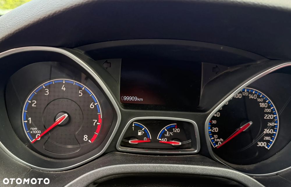 Ford Focus - 5
