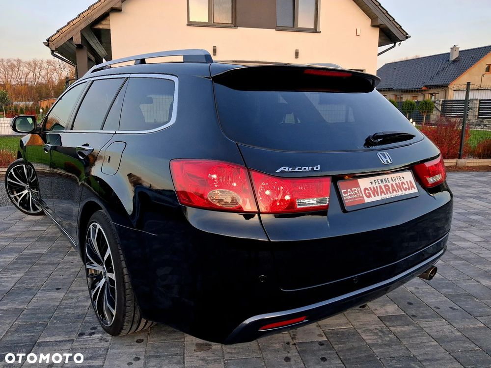 Honda Accord 2.0 Executive - 16