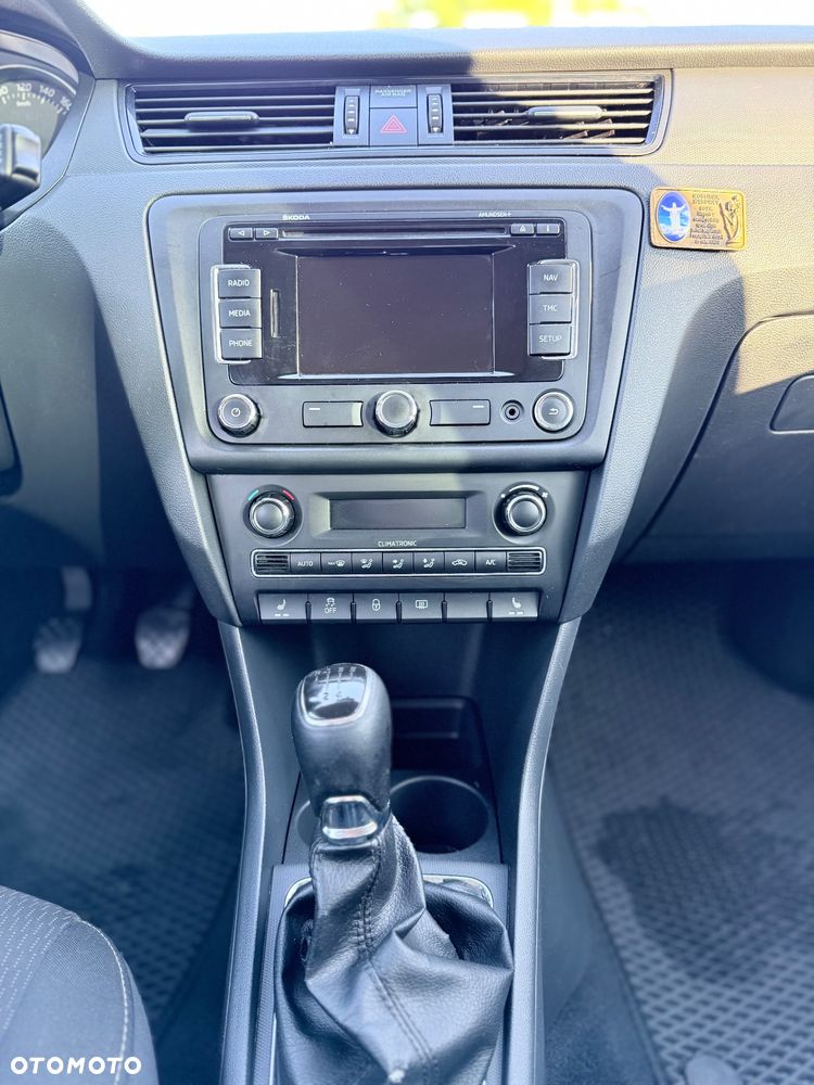 Skoda RAPID 1.6 TDI DPF Elegance - 6