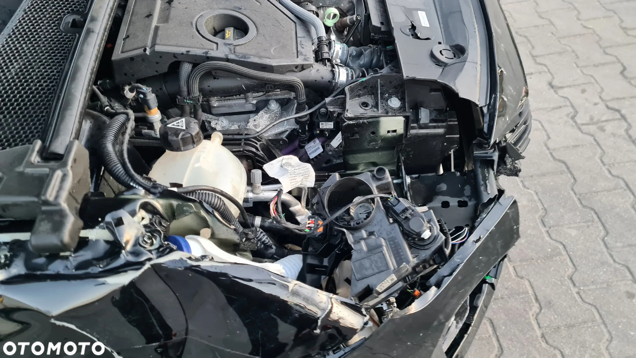 Peugeot 208 - 9