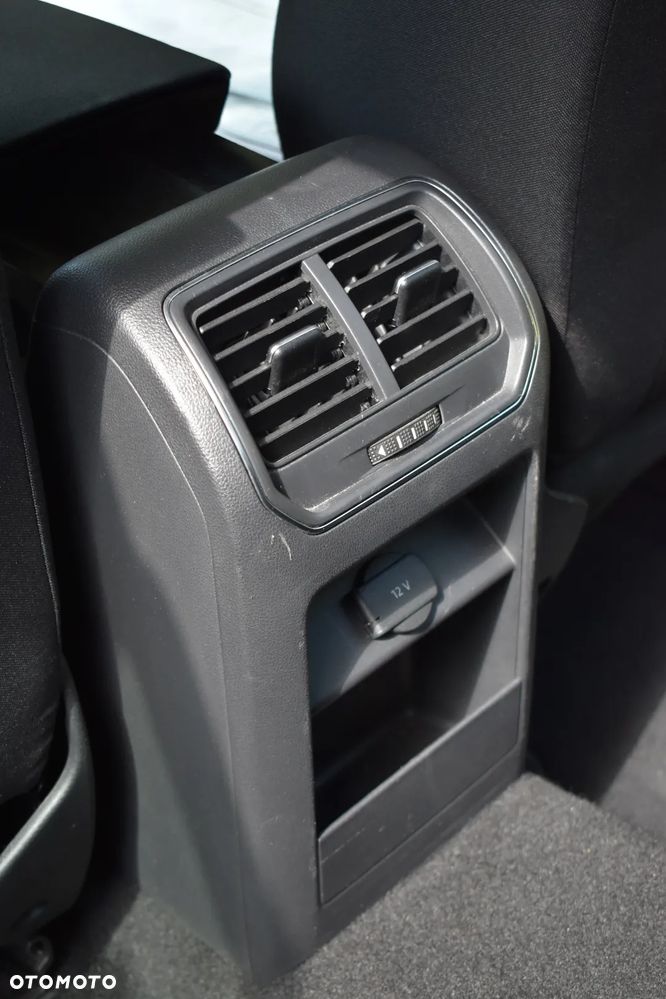 Volkswagen Golf Sportsvan SV 1.5 TSI ACT Highline - 24