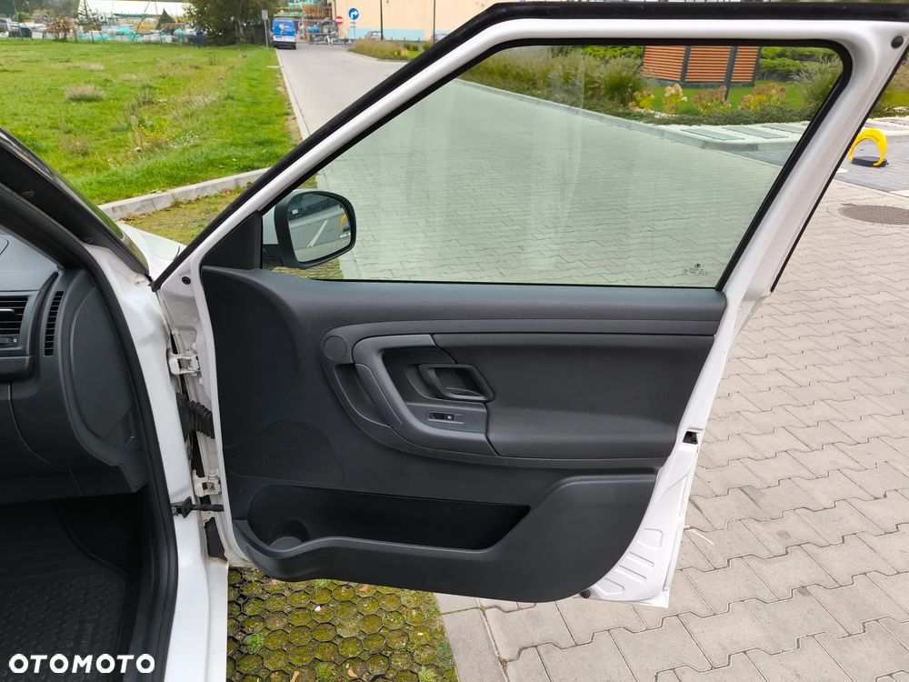 Skoda Fabia 1.4 16V Ambition - 17