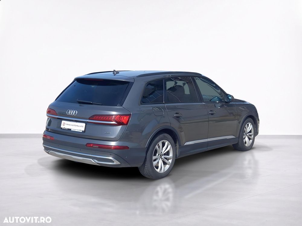 Audi Q7 - 7