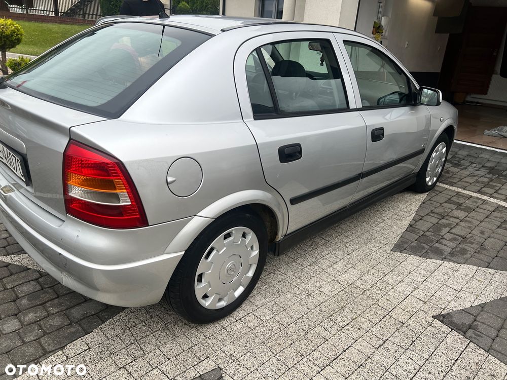 Opel Astra - 3