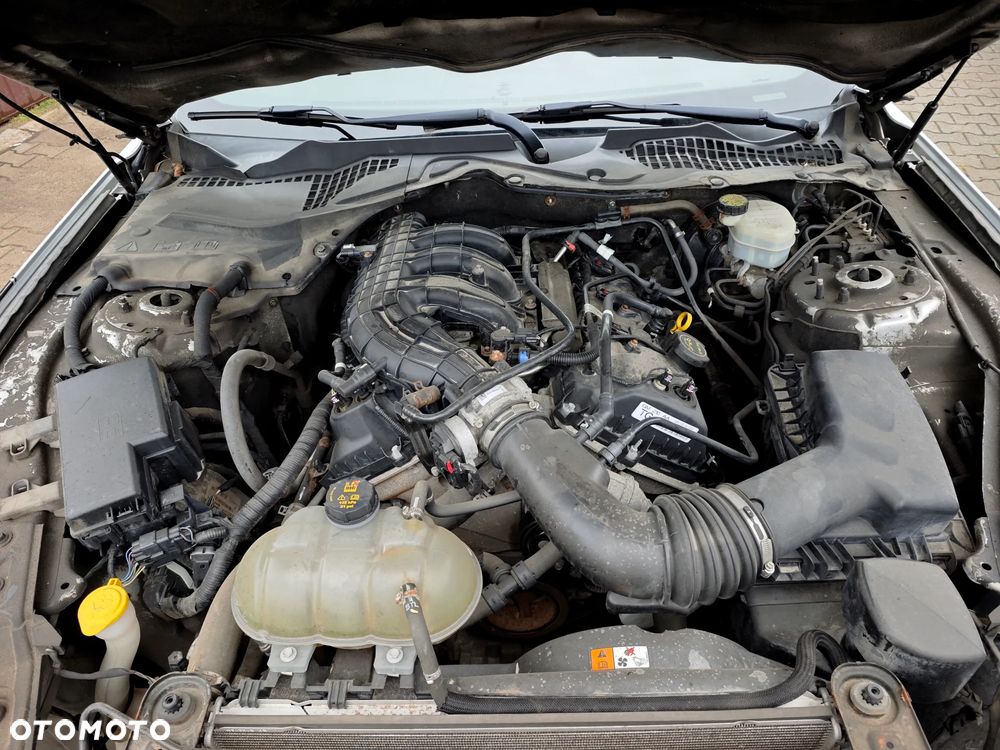 Ford Mustang 3.7 V6 - 2
