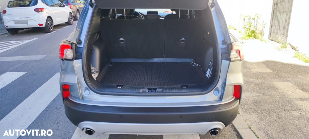 Ford Kuga 2.5 Duratec FHEV FWD Titanium - 8