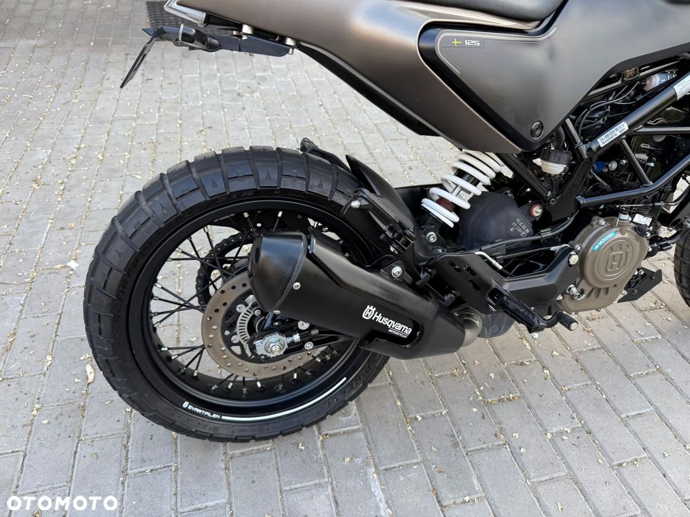 Husqvarna Svartpilen - 4
