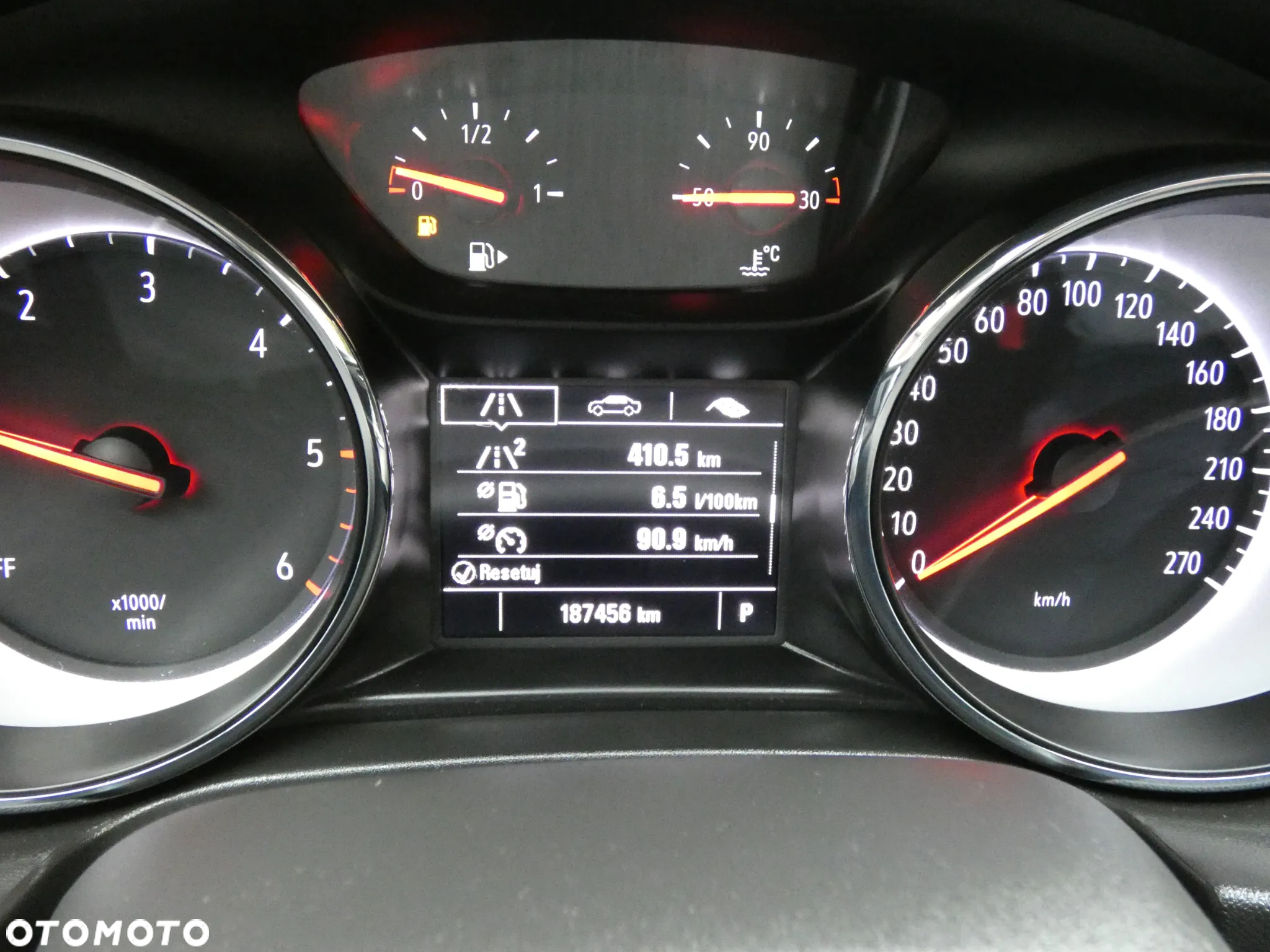 Opel Insignia 2.0 CDTI automatik Business Edition - 36
