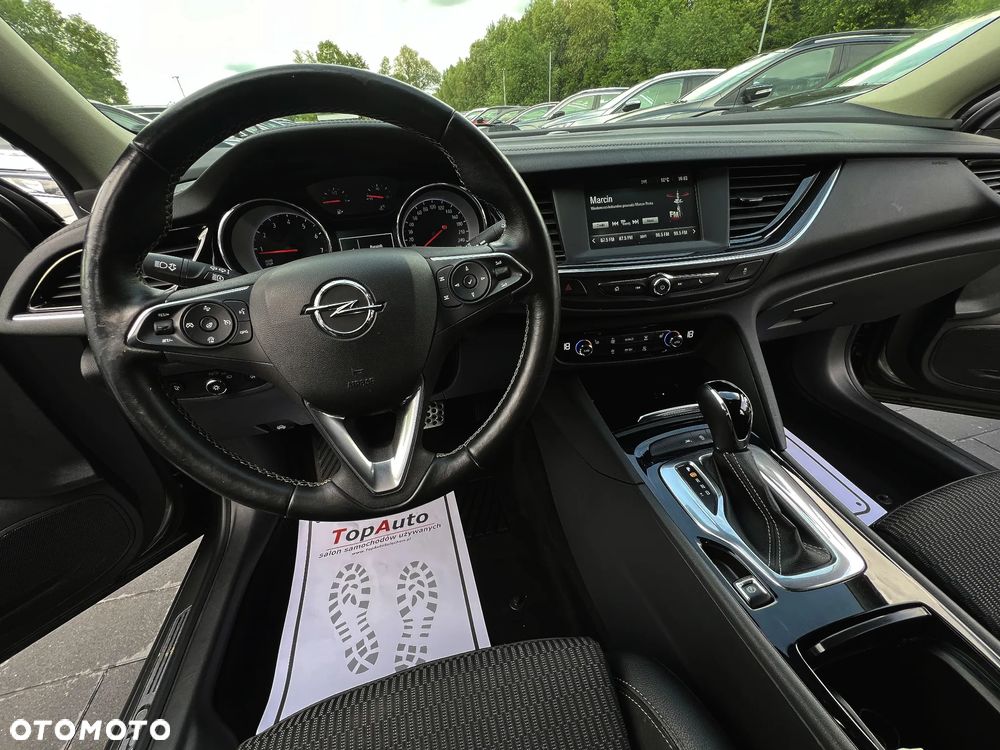 Opel Insignia 1.5 T Exclusive S&S - 22