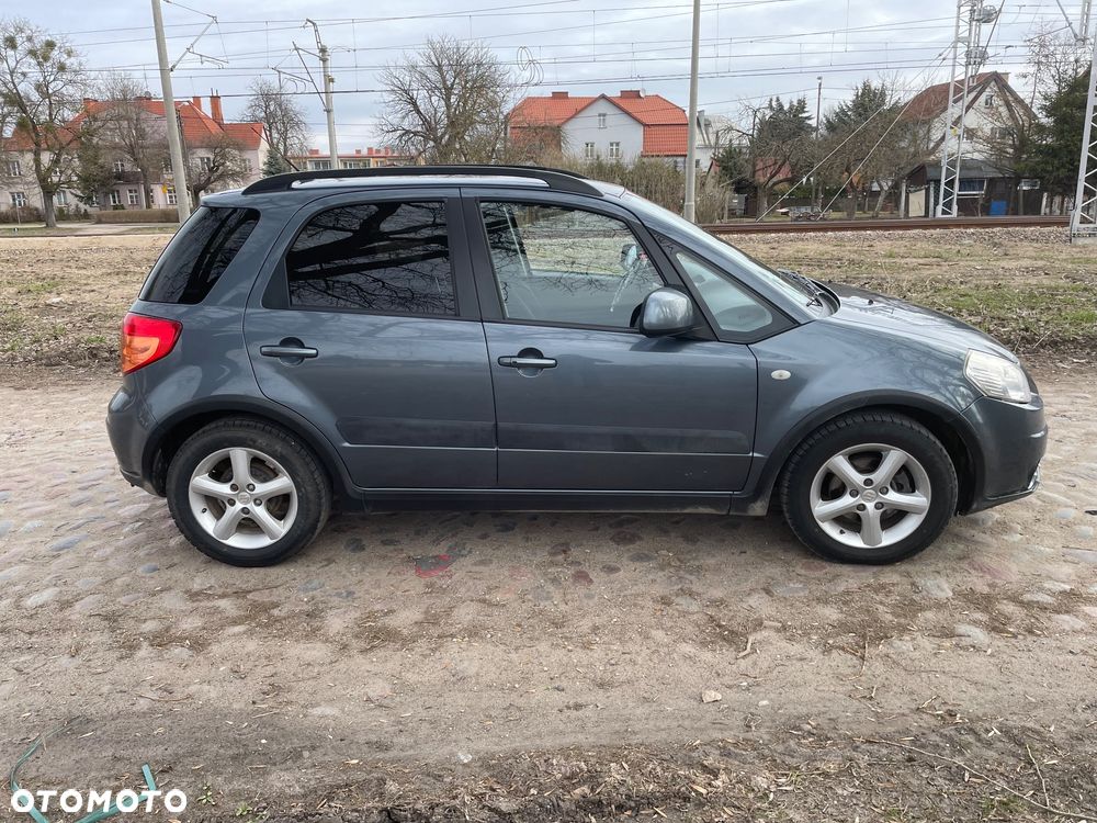 Suzuki SX4 1.6 VVT 4x2 Comfort - 3