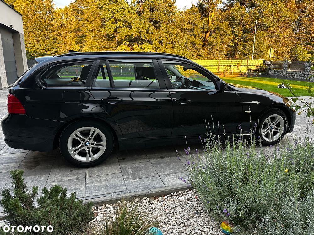 BMW Seria 3 318i - 6