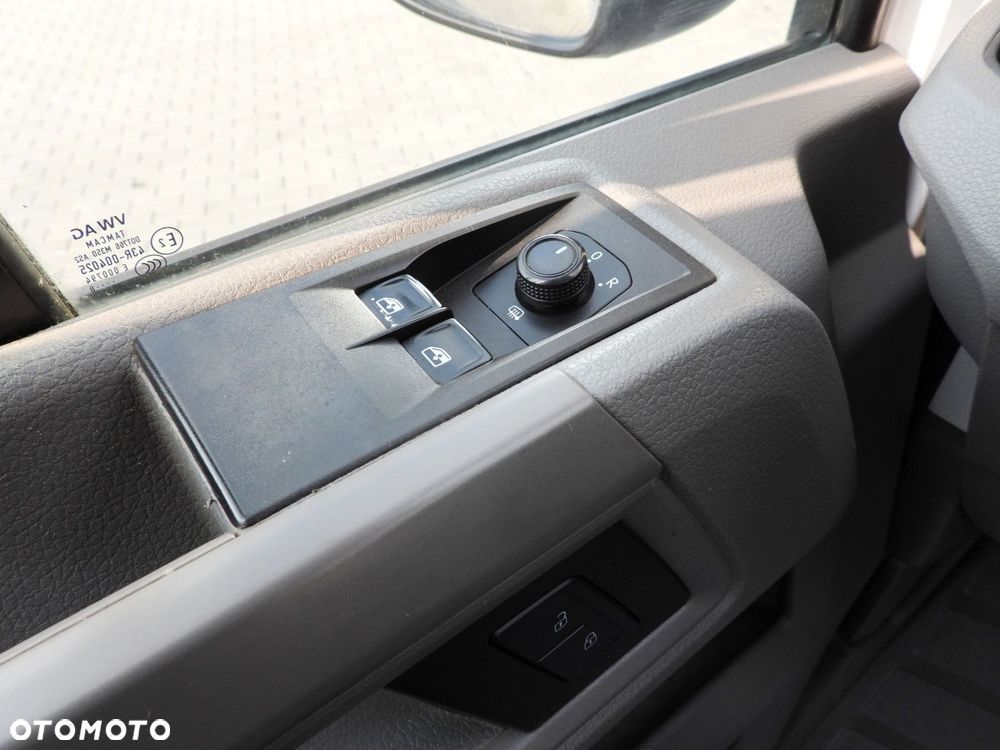 Volkswagen CRAFTER WYWROTKA TEMPOMAT BLIŹNIACZE KOŁA KLIMATYZACJA  180KM - 25