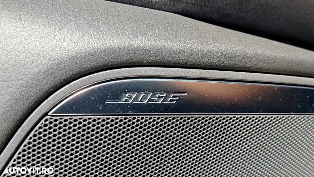 Audi A6 Avant 2.0 TDI Ultra DPF S tronic - 25