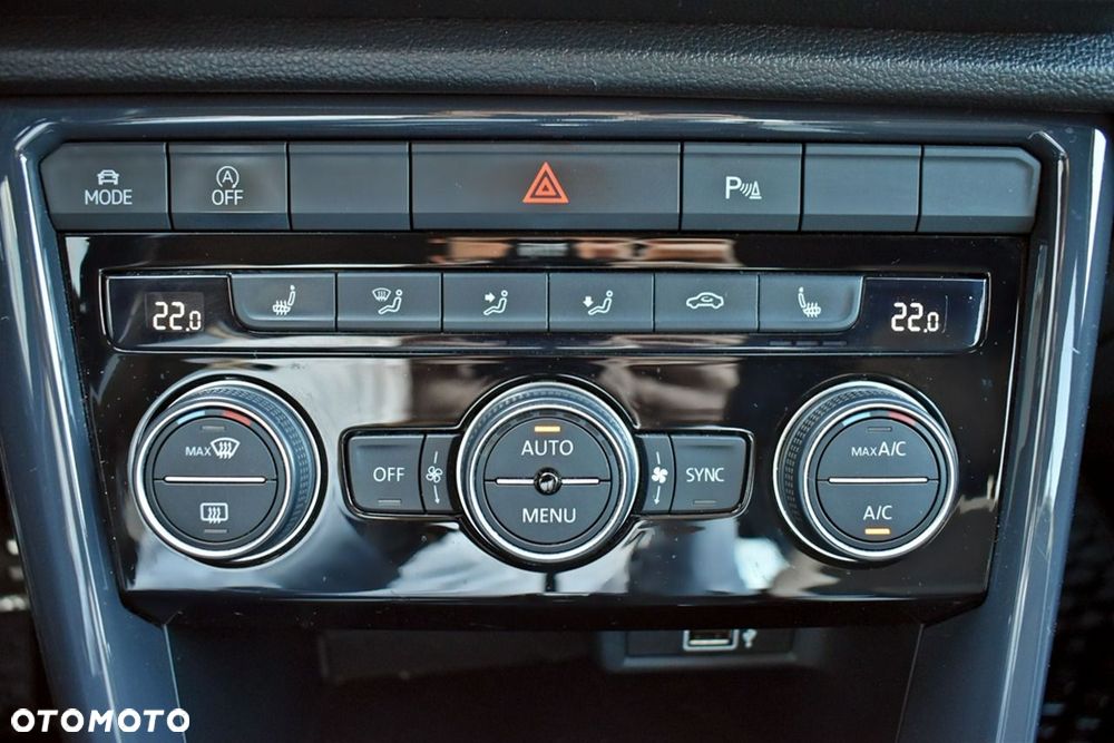 Volkswagen T-Roc 1.5 TSI ACT Premium DSG - 26