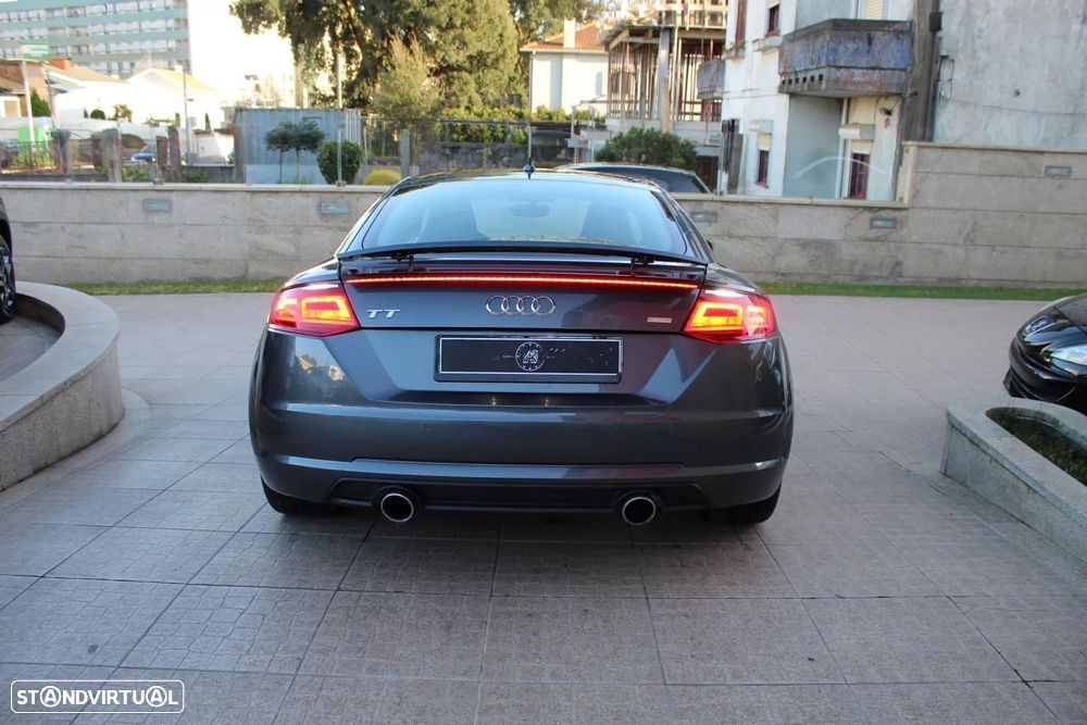 Audi TT Coupé - 5
