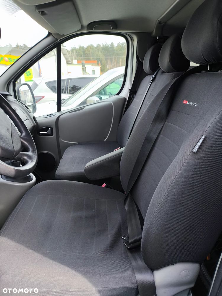 Renault Trafic Passenger L2H1 Expression - 8