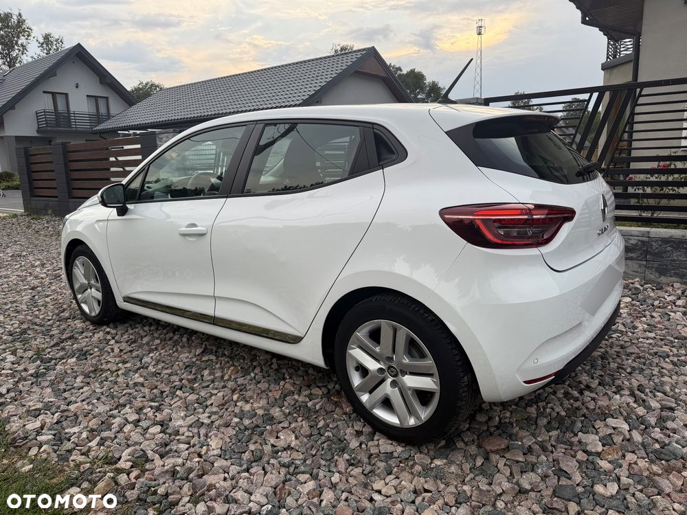 Renault Clio 1.6 E-TECH Equilibre - 9