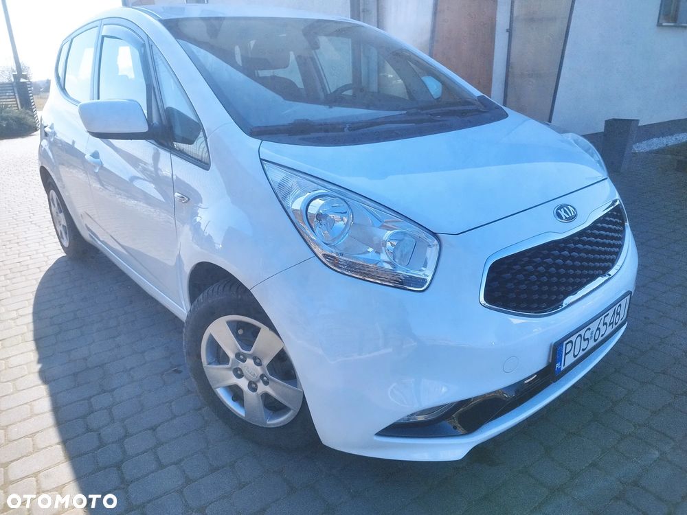 Kia Venga - 22
