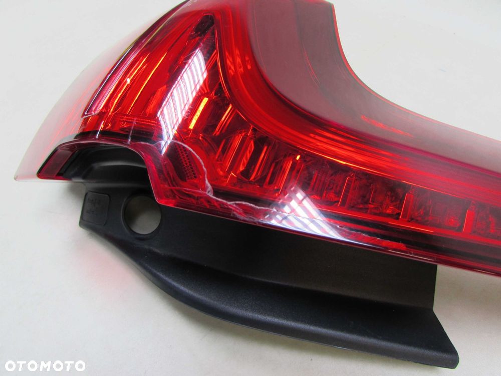 VOLVO V60 II 18- LAMPA TYL LEWA LED 32291358 EUROPA - 9