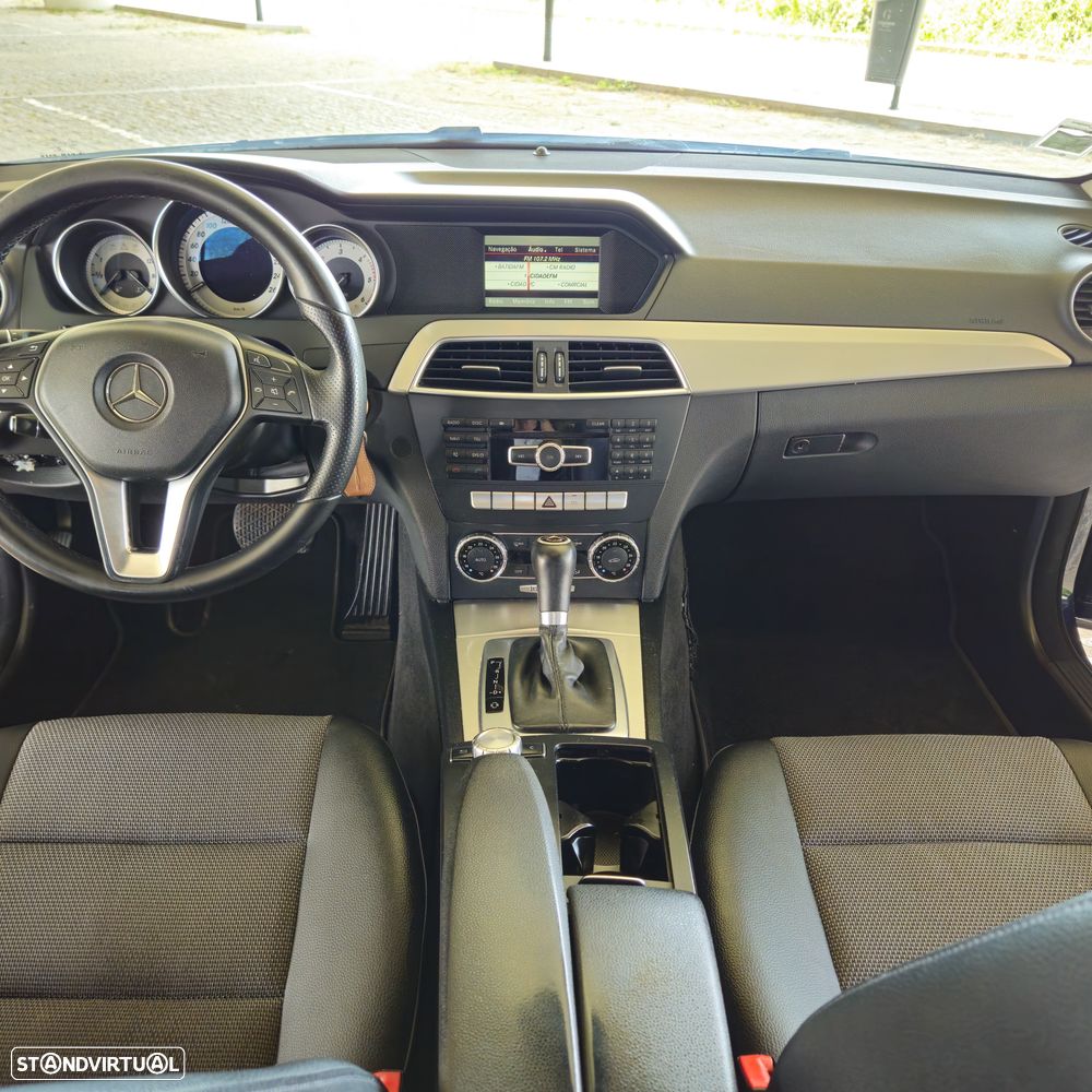 Mercedes-Benz C 220 Station CDI 4Matic 7G-TRONIC Avantgarde - 11