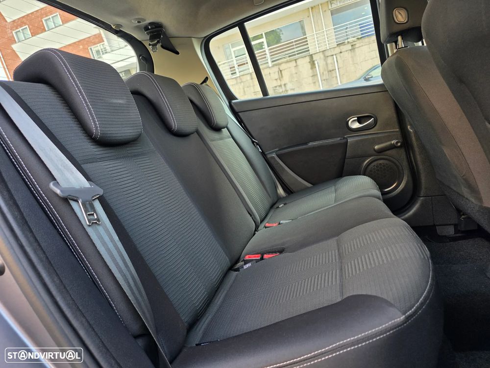 Renault Clio 1.5 dCi Dynamique S - 18