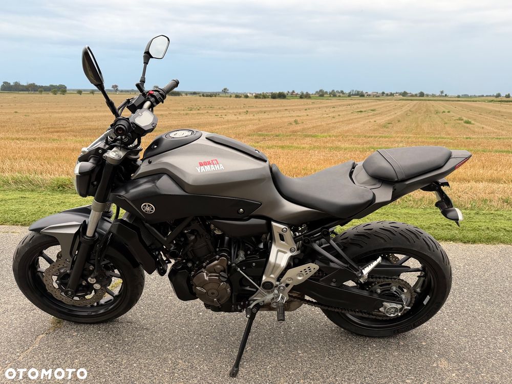 Yamaha MT - 2
