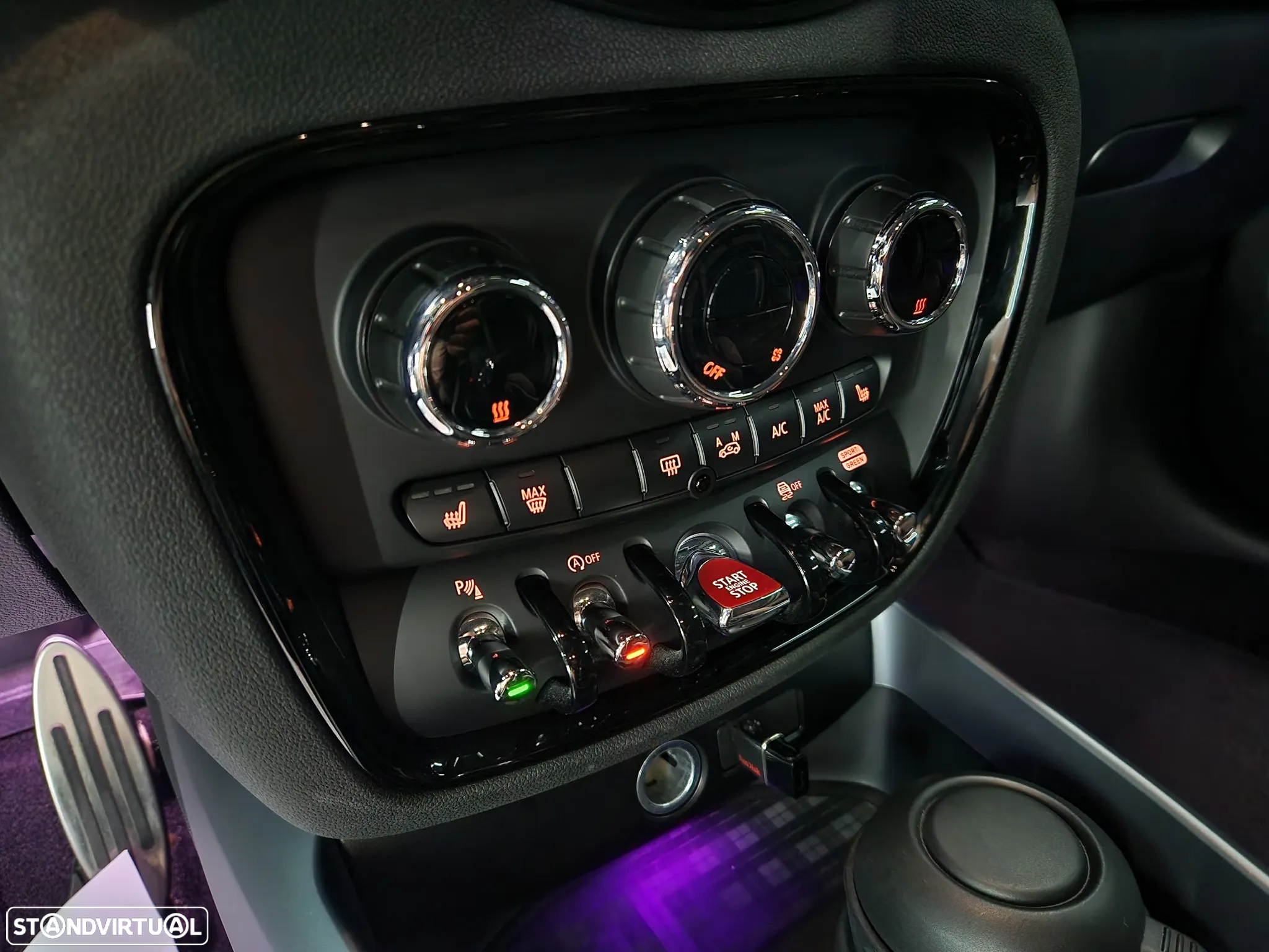 MINI Clubman John Cooper Works Premium P. JCW Plus Auto - 28