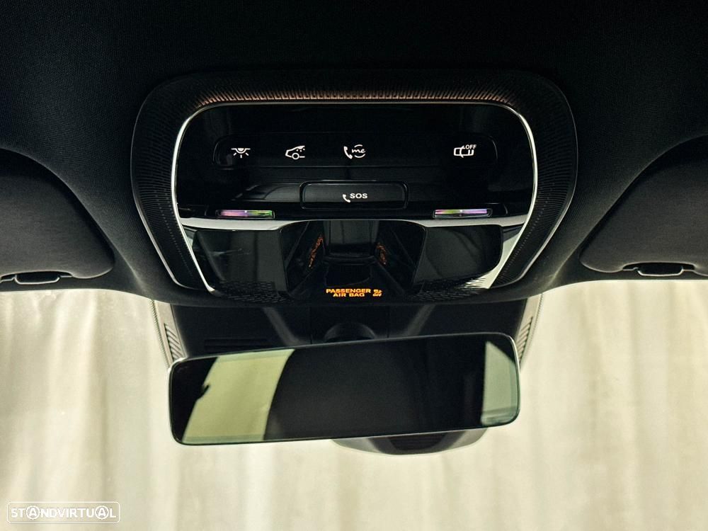 Mercedes-Benz E 300 de 4Matic 9G-TRONIC AMG Line - 25