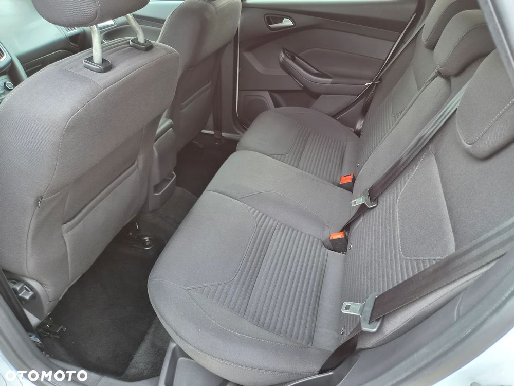 Ford Focus - 10