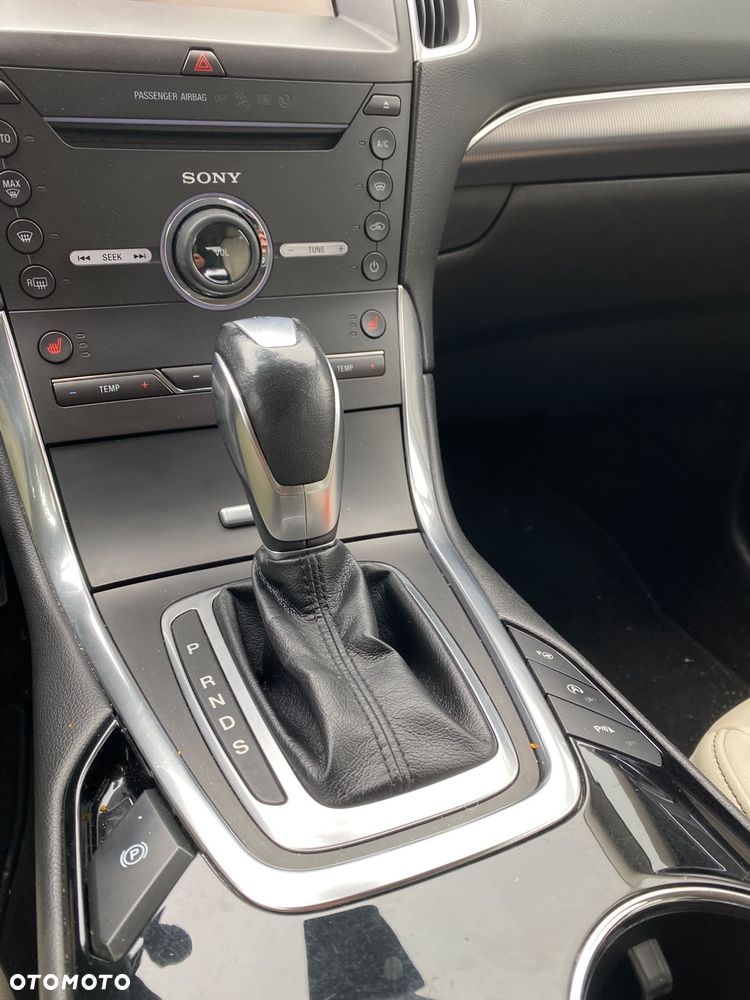 Ford S-Max 2.0 TDCi Titanium PowerShift - 11