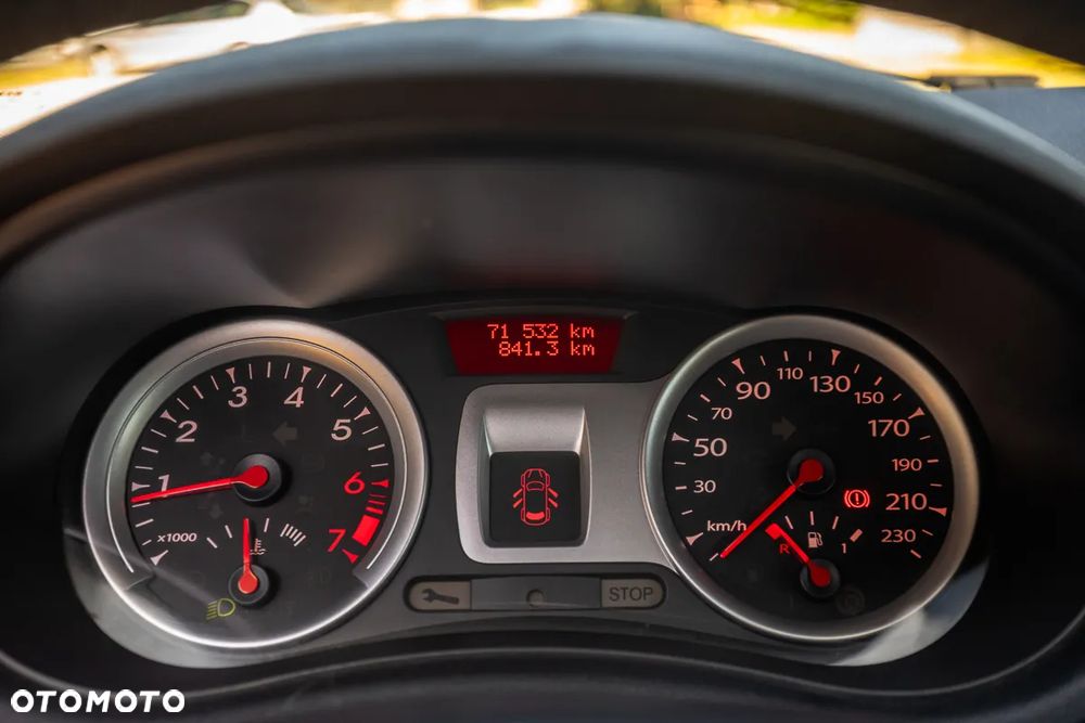 Renault Clio 1.2 16V 75 Dynamique - 23