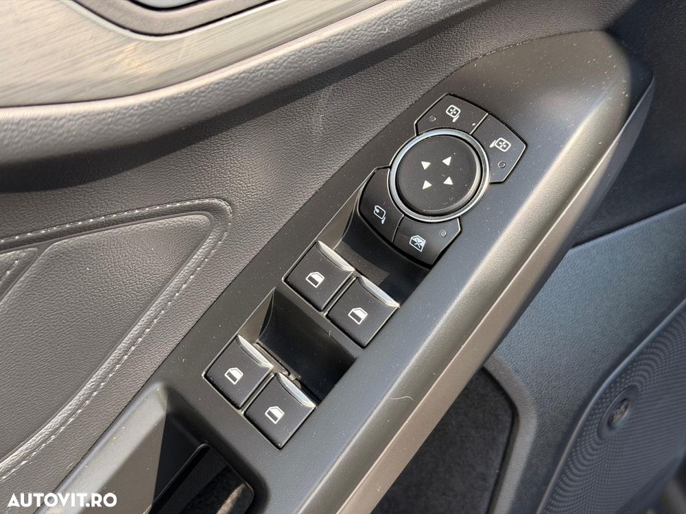 Ford Focus 2.0 EcoBlue Titanium - 34