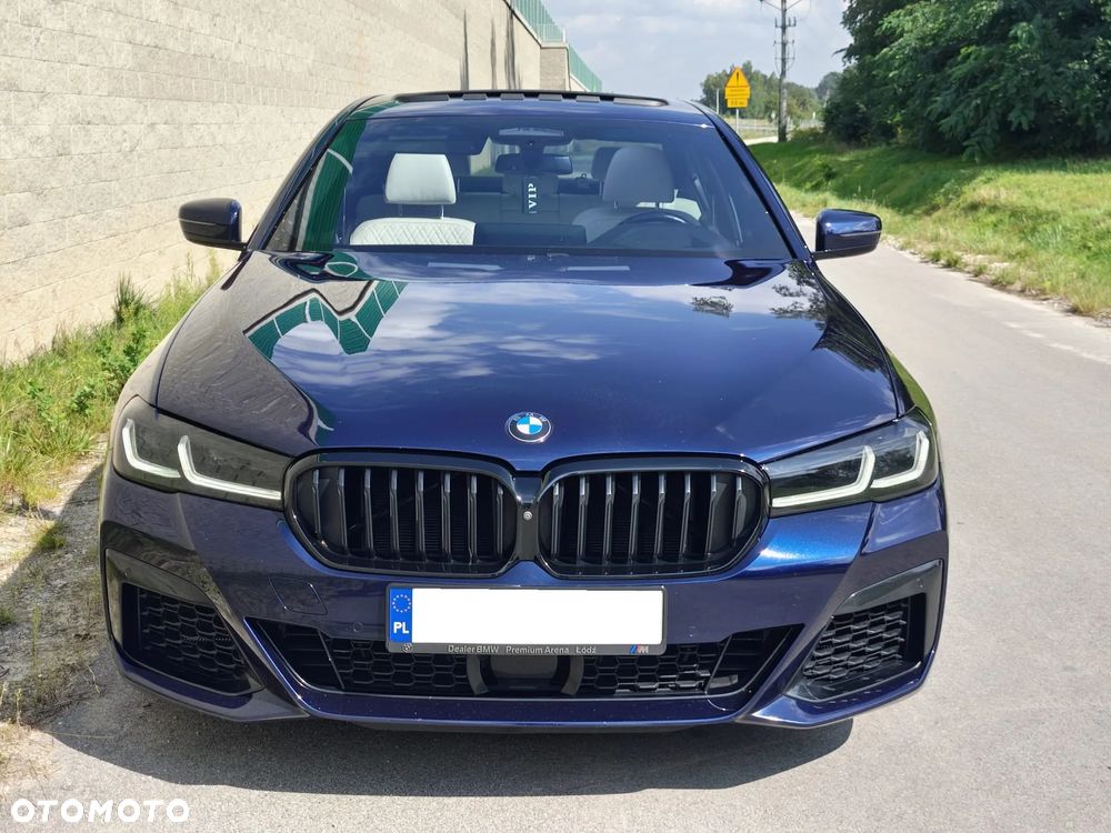 BMW Seria 5 M550i xDrive - 2