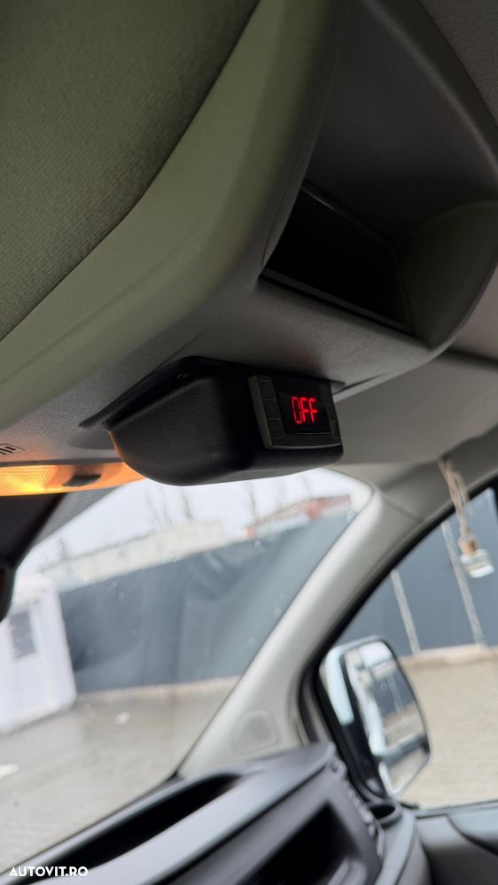 Ford Transit Custom - 8