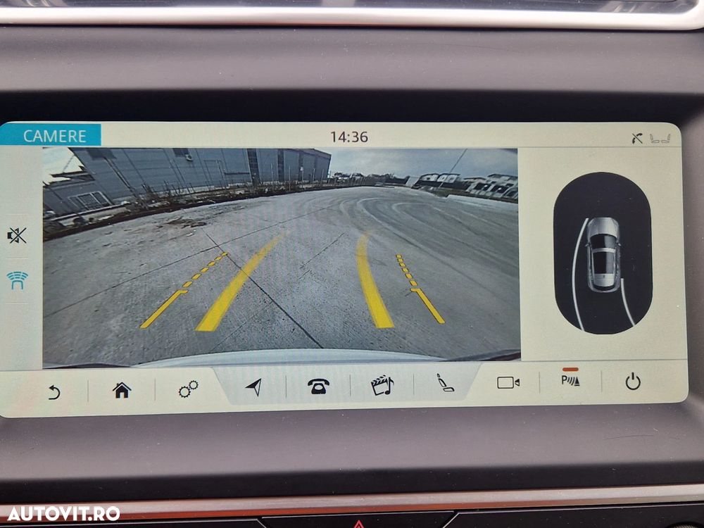 Jaguar E-Pace D150 AWD Base - 23