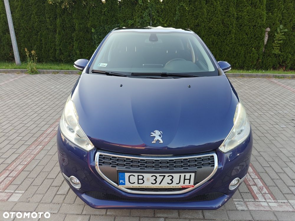 Peugeot 208 - 2