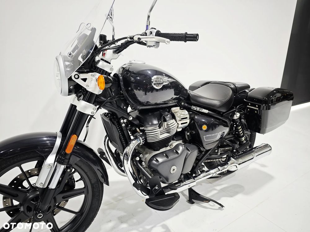 Royal Enfield Super Meteor - 15
