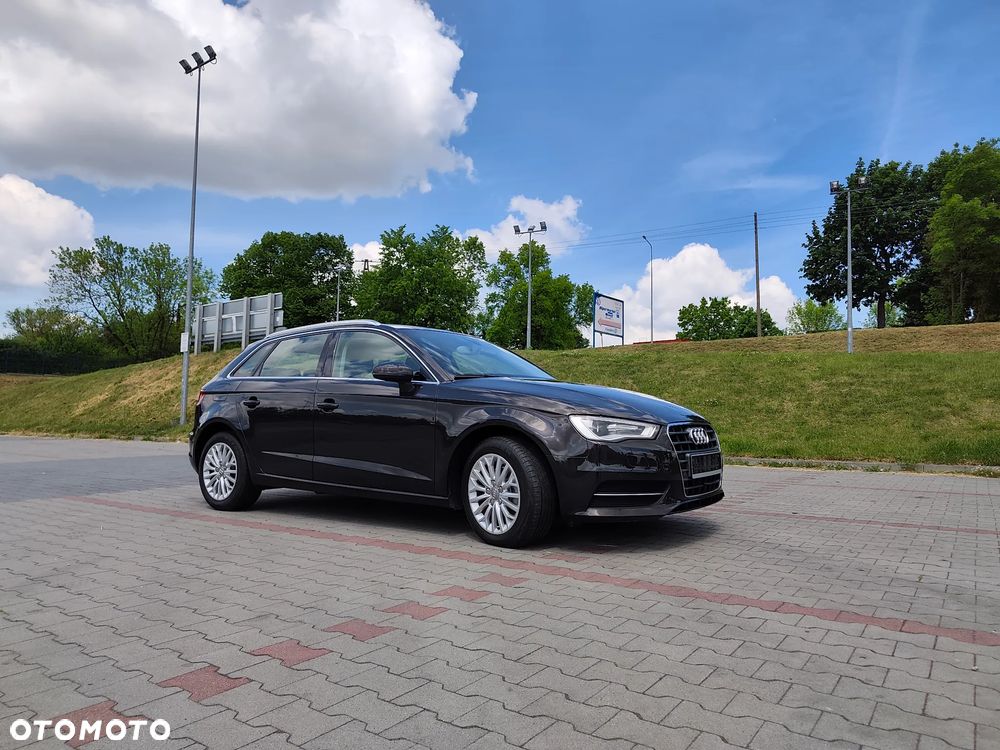 Audi A3 Sportback - 3
