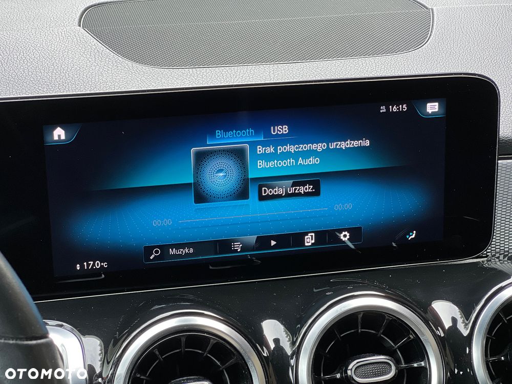 Mercedes-Benz GLB 200 Style 7G-DCT - 32