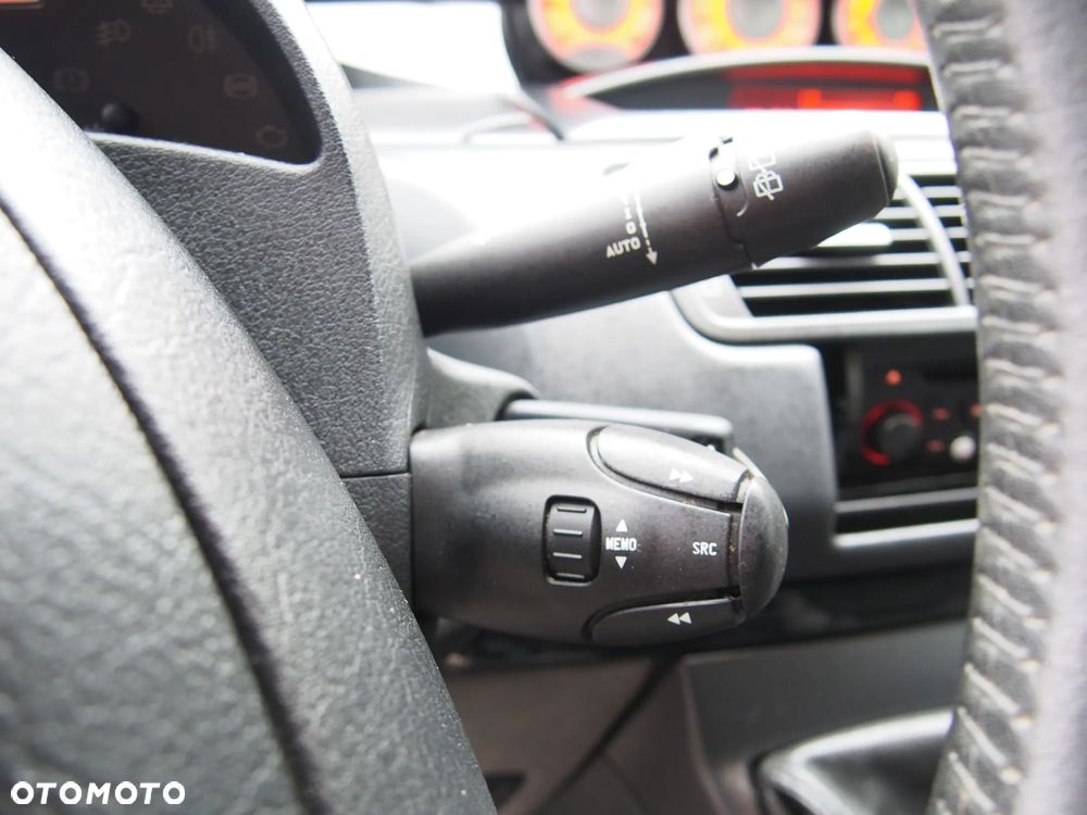 Citroën C8 2.0 HDi Exclusive - 24