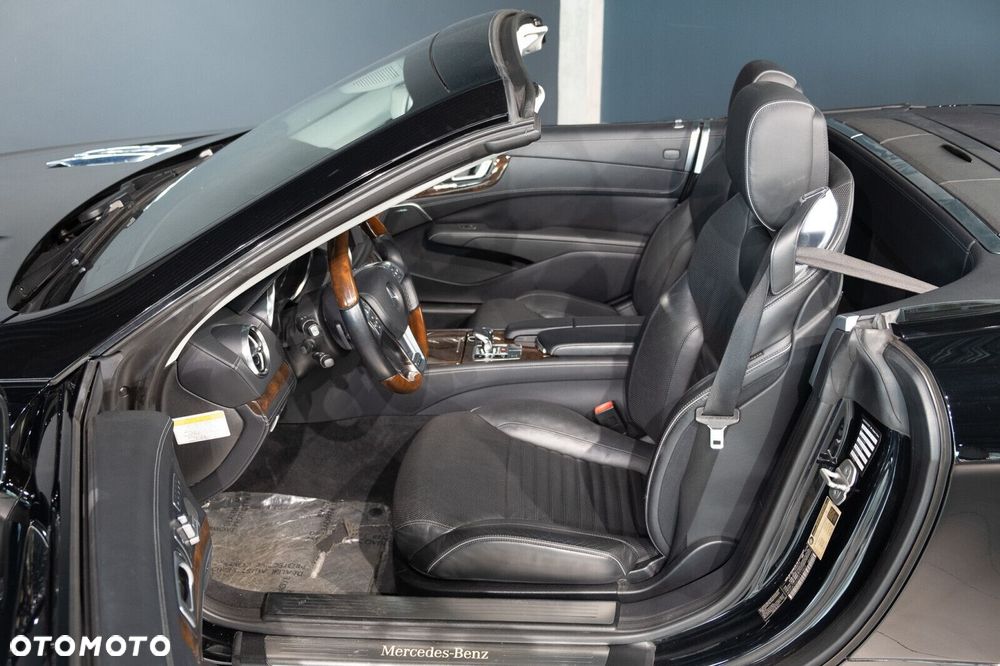 Mercedes-Benz SL - 28