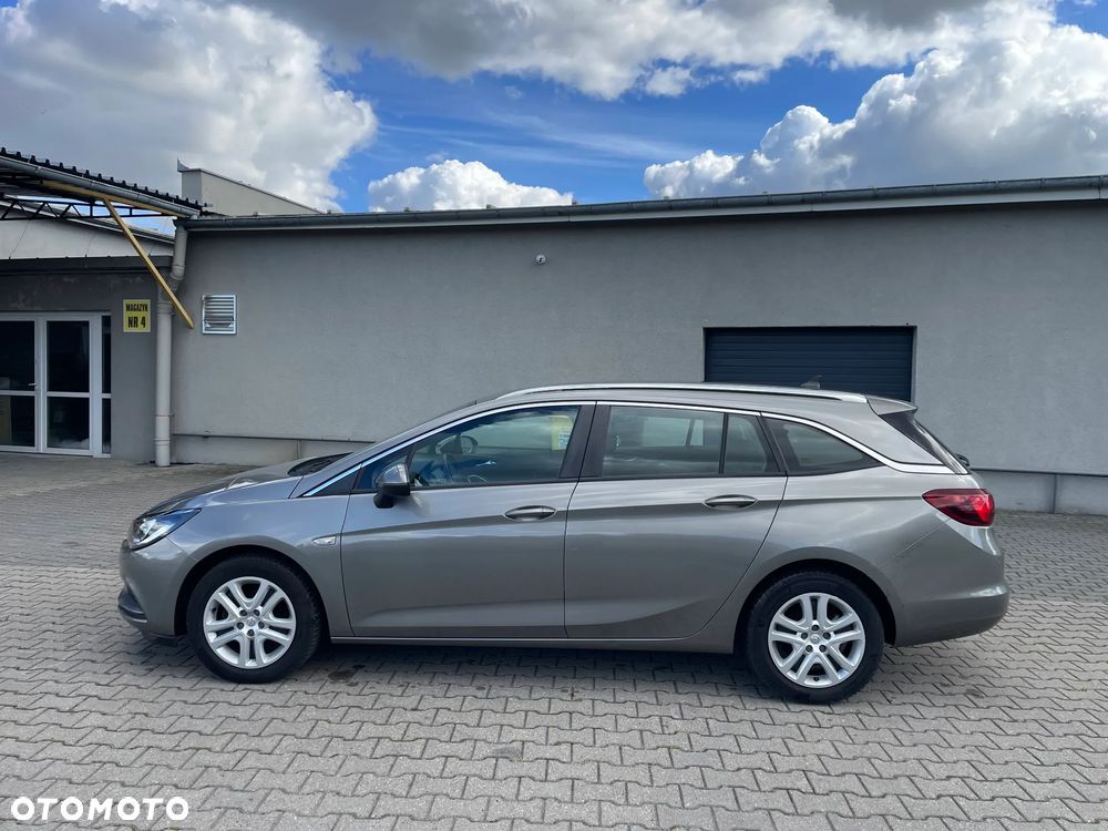Opel Astra 1.4 Turbo Start/Stop Sports Tourer Business - 2