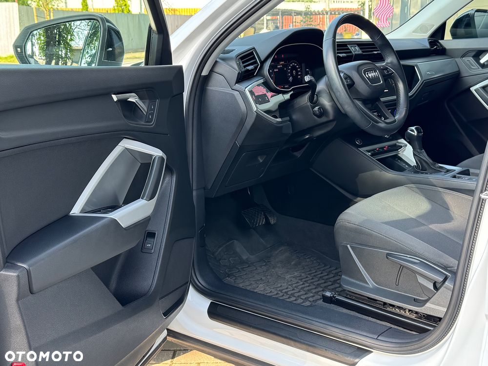 Audi Q3 35 TFSI S tronic - 8