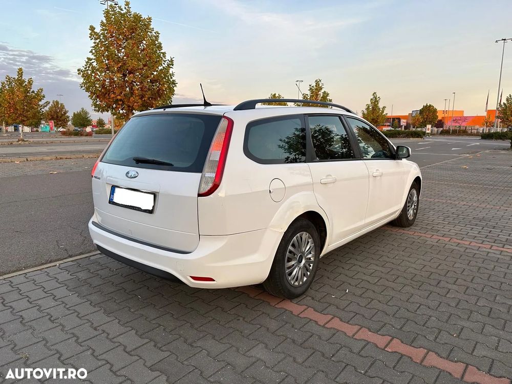 Ford Focus 1.6 16V Style - 6