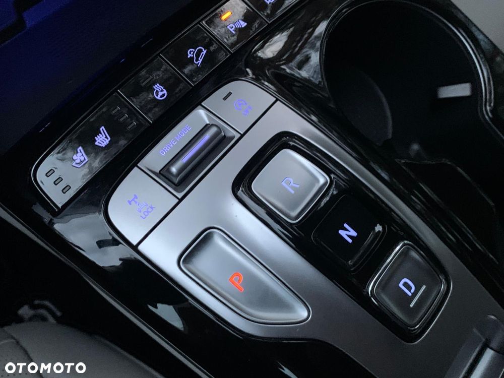 Hyundai Tucson 1.6 T-GDi HEV Platinum 4WD - 23